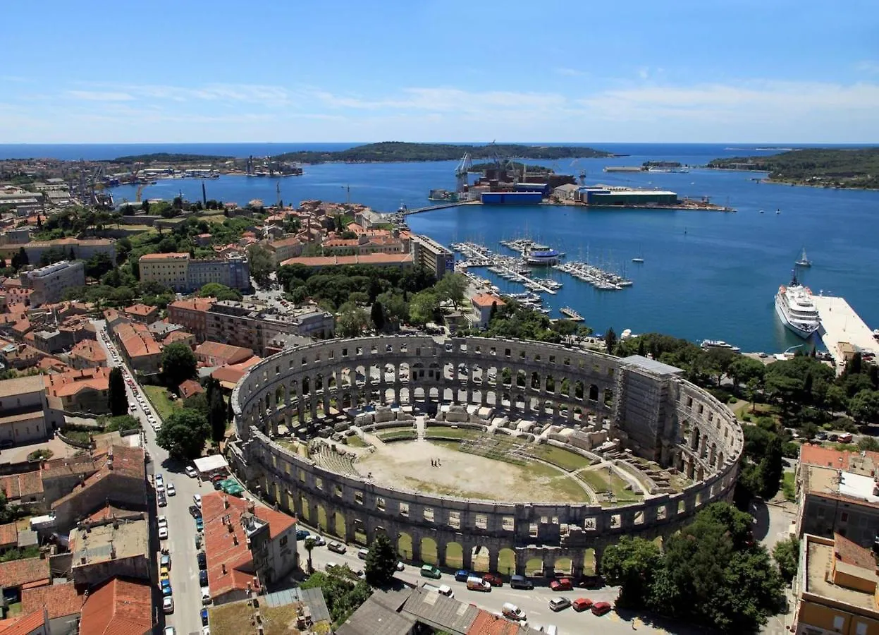 Apartment Pula 7647A