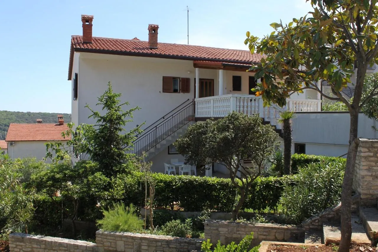 Apartment Pula 7647A Croatia