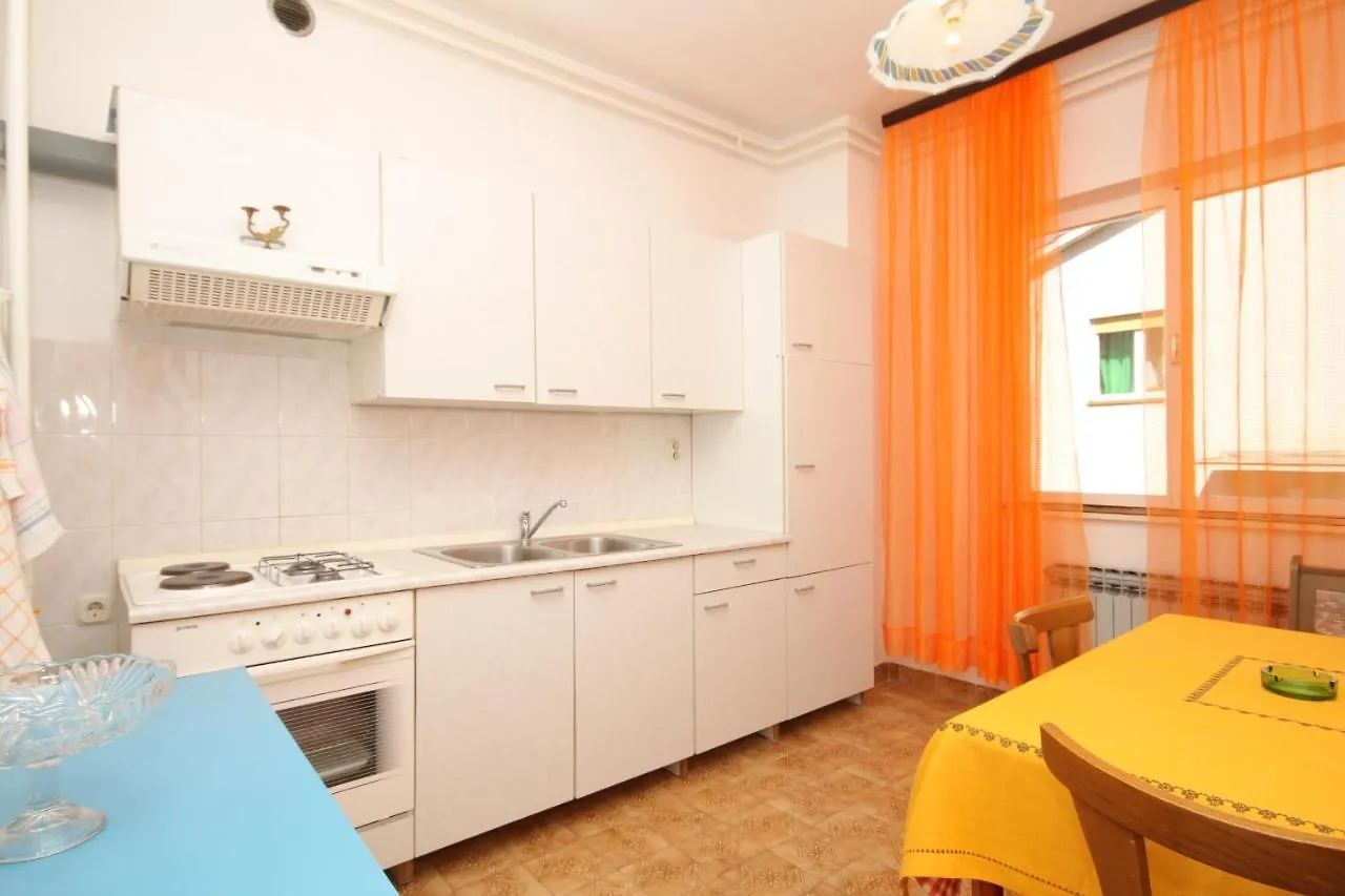 Apartment Pula 7647A